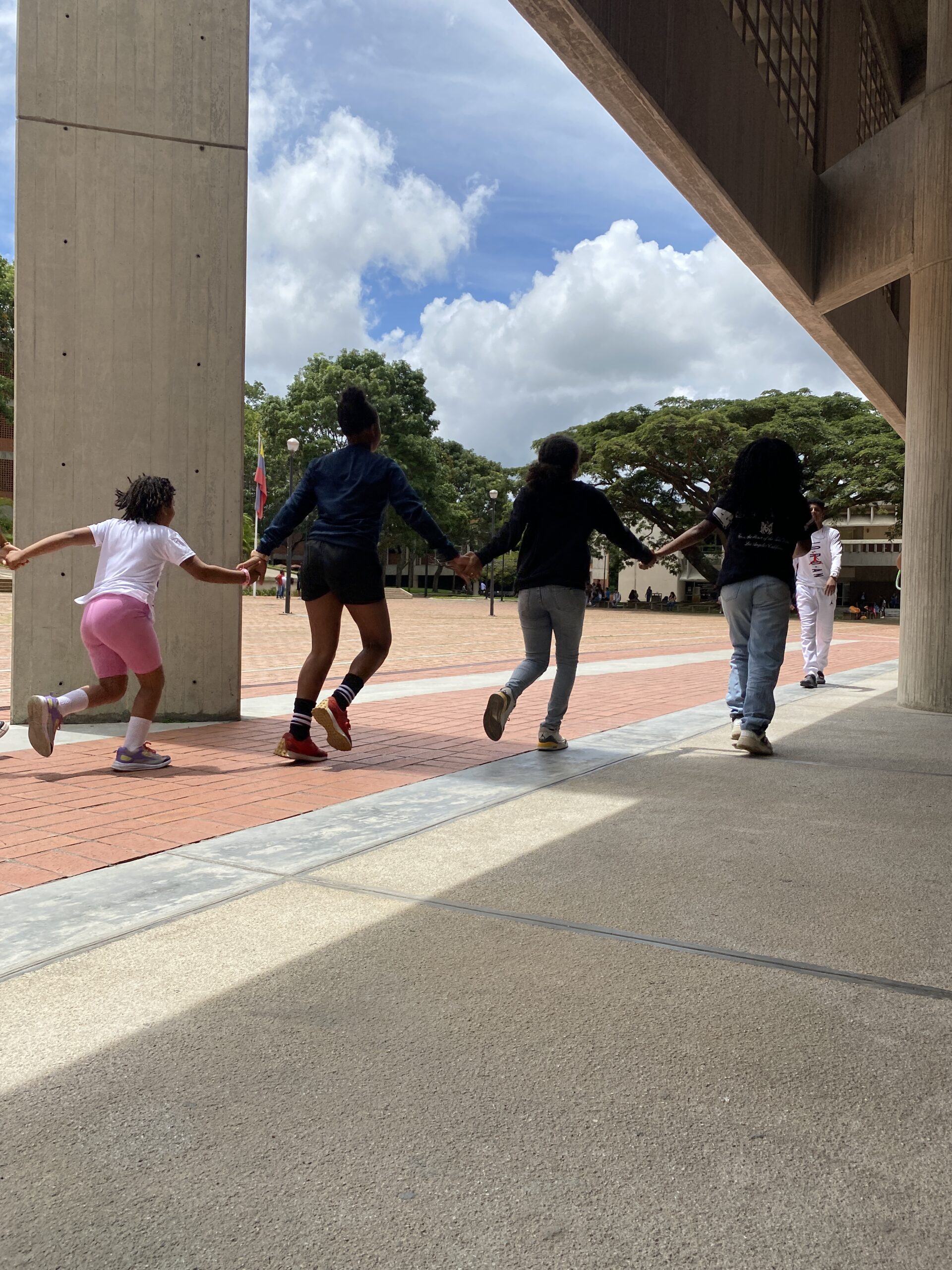 Respira, siente, vuelve a ti: técnicas de Mindfulness para ataques de ansiedad